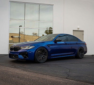 Фото дисков Strasse Wheels SV10M Deep Concave Duoblock на BMW 5/M5 (G30/F90)