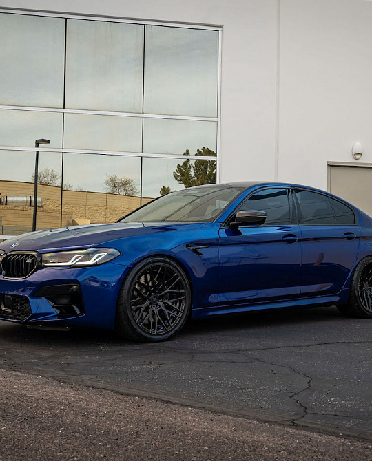 Фото дисков SV10M Deep Concave Duoblock Черный глянец на BMW 5/M5 (G30/F90)
