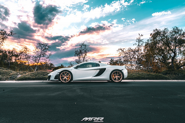 Фото дисков MRR FS06 Сатиновая медь на McLaren 12C