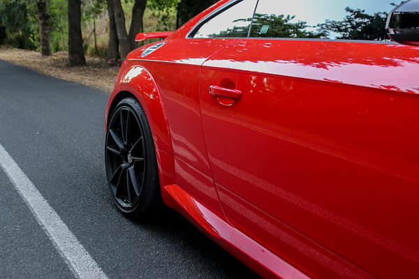 Фото дисков HRE FF04 Черный сатин на Audi TT (8S)