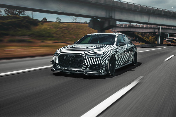 Фото дисков HRE FF10 Черный сатин на Audi A/S/RS 4 (B9)