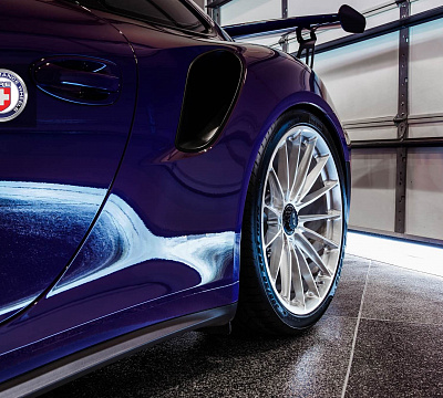 Фото дисков HRE P103 на Porsche 911 VII