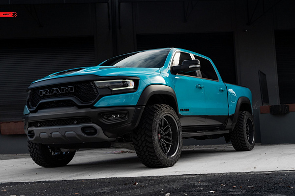 Фото дисков Anrky AN36-S Черный сатин на Ram 1500 V