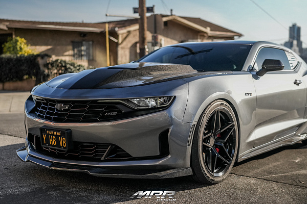 Фото дисков MRR M755 Черный глянец на Chevrolet Camaro VI