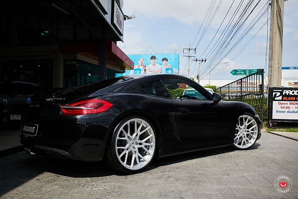 Фото дисков Vossen M-X3 Глянцевый лак на Porsche Cayman II