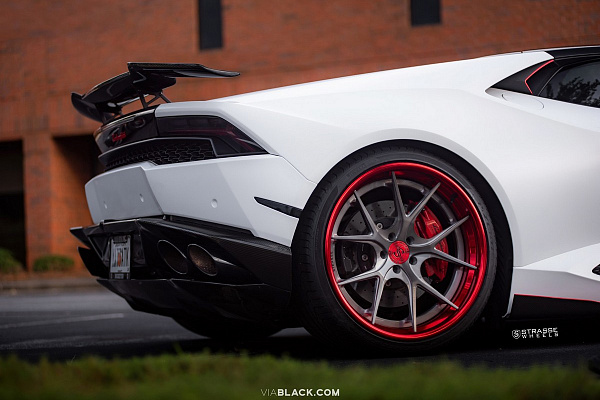 Фото дисков Strasse Wheels SM5R Deep Concave Другой цвет на Lamborghini Huracan