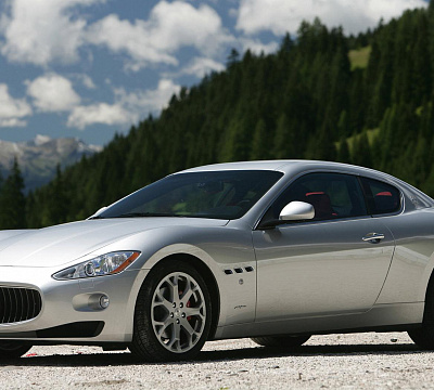Фото дисков Maserati V-STYLE на Maserati GranTurismo I