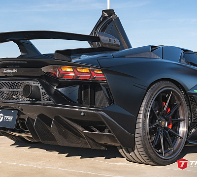 Фото дисков Vossen EVO-2R (3-Piece) на Lamborghini Aventador