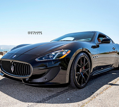 Фото дисков Strasse Wheels SM5R Deep Concave Monoblock на Maserati GranTurismo I