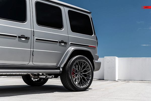 Mercedes-Benz G63 AMG