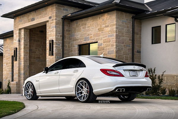Фото дисков Strasse Wheels SM5 Deep Concave Глянцевый лак на Mercedes-Benz CLS (C218)