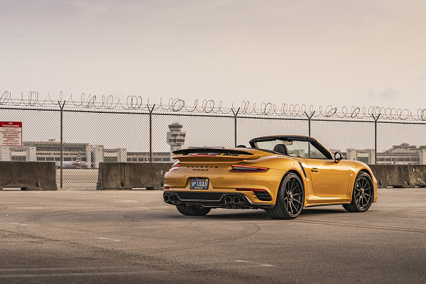 Фото дисков Strasse Wheels SV10 Deep Concave FS Черный матовый на Porsche 911 VII
