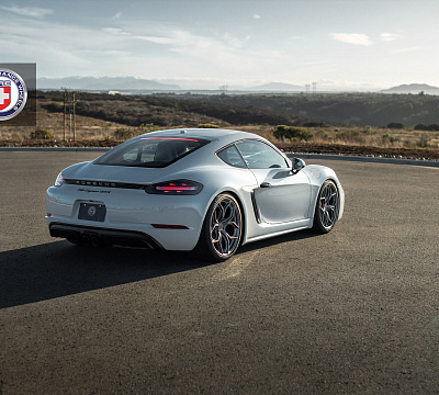 Фото дисков HRE P111SC на Porsche Cayman II