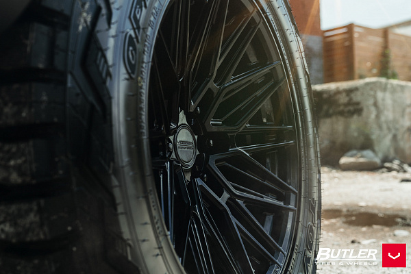 Фото дисков Vossen HF6-5 Черный глянец на Ram 1500 V