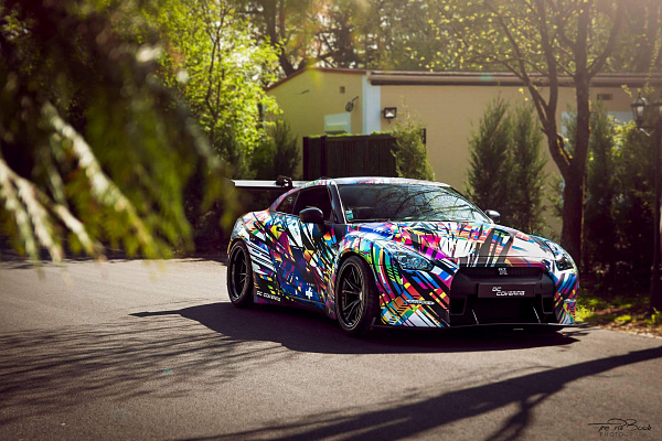 Фото дисков HRE S101 Черный глянец на Nissan GT-R