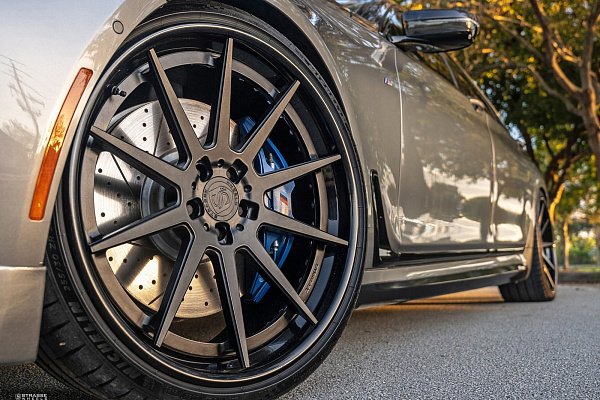 BMW 760i M Sport