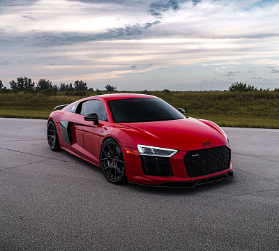 Фото дисков Strasse Wheels SM5R Deep Concave Duoblock на Audi R8 (4S)