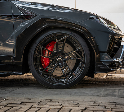 Фото дисков ABT Hight Performance IRL23 на Lamborghini Urus