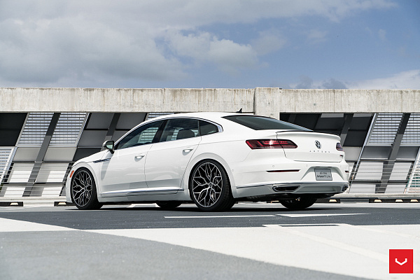 Фото дисков Vossen HF-2 Алмазная проточка на Volkswagen Arteon