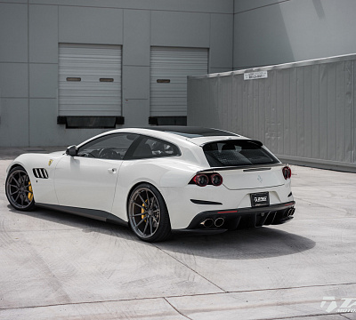 Фото дисков Vossen M-X2 на Ferrari GTC4Lusso