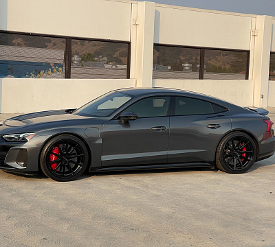 Фото дисков Vossen HF-3 на Audi E-tron GT