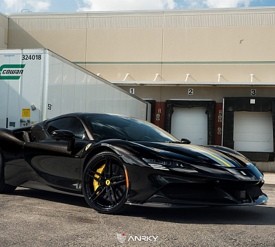 Фото дисков Anrky AN17 на Ferrari SF90