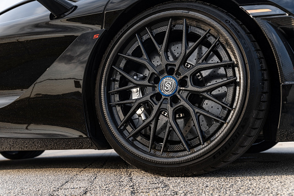 Фото дисков Strasse Wheels SV10M Deep Concave FS Другой цвет на McLaren 720S