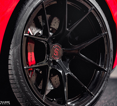 Фото дисков Strasse Wheels SM5R Deep Concave Monoblock на McLaren 570S