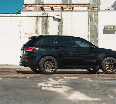 Фото дисков Vossen HF-3 на Jeep Grand Cherokee IV