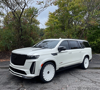 Фото дисков Giovanna Dicotto на Cadillac Escalade V
