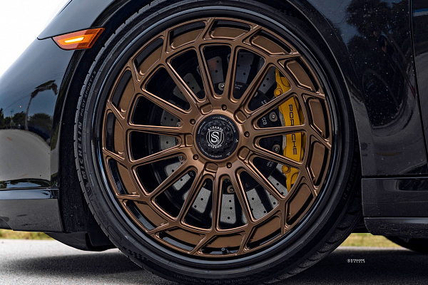 Фото дисков Strasse Wheels SV15FF Deep Concave FS Сатиновая бронза на Porsche 911 VII