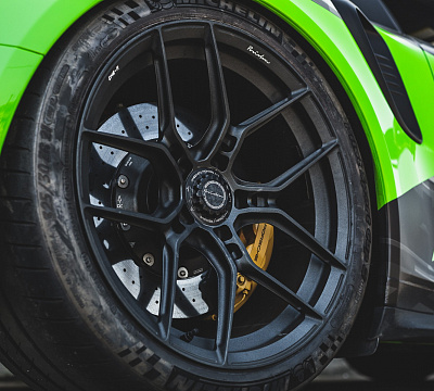 Фото дисков Brixton Forged CM5-R на Porsche 911 VII