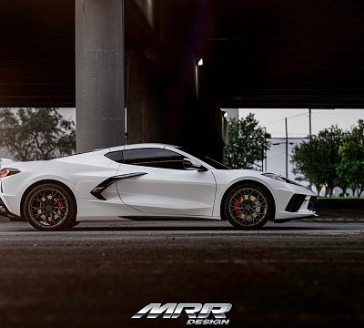 Фото дисков MRR NES MS-5 на Chevrolet Corvette C8