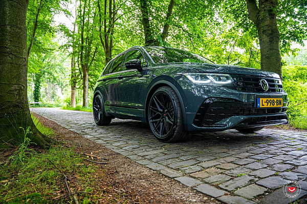 Фото дисков Vossen EVO-2 Черный сатин на Volkswagen Tiguan II