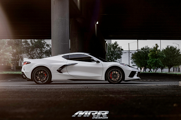 Фото дисков MRR NES MS-5 Матовый графит на Chevrolet Corvette C8