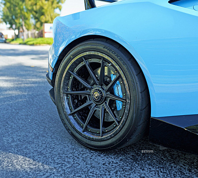 Фото дисков Savini SV10 на Lamborghini Huracan