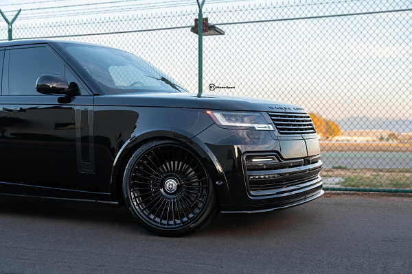 Фото дисков HRE L109M Черный глянец на Range Rover V