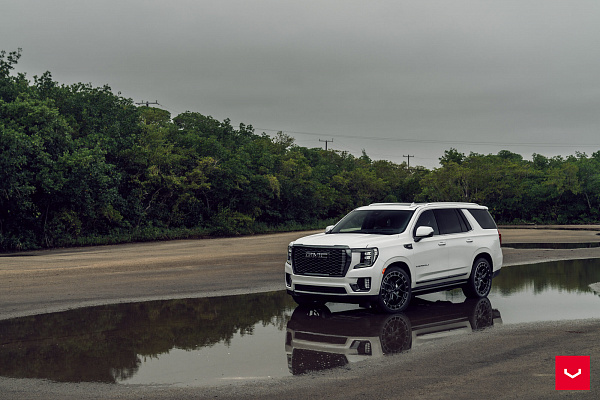 Фото дисков Vossen HFX-1 (6-Lug) Черный глянец на GMC Yukon V