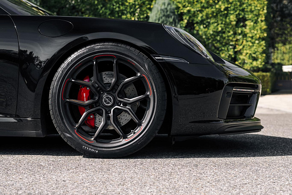 Фото дисков Brixton Forged CM5-RS Черный матовый на Porsche 911 VIII