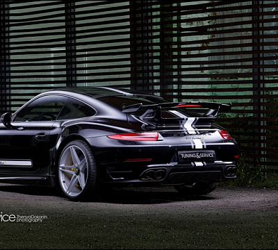 Фото дисков HRE P107 на Porsche 911 VII