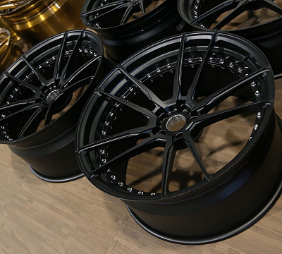 ADV.1 ADV5.2 M.V2 CS