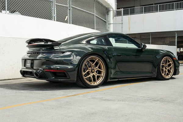 Фото дисков Anrky S3-X4 Глянцевое темное золото на Porsche 911 VIII