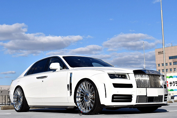 Фото дисков Anrky RF-282 Полированный лак на Rolls-Royce Ghost I