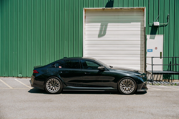 Фото дисков Brixton Forged TR08 AERO1 Другой цвет на BMW 5/M5 (G60/G90)