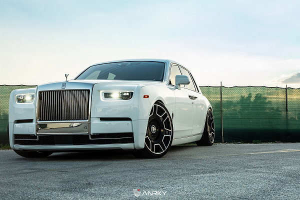 Фото дисков Anrky RF-277 Алмазная проточка на Rolls-Royce Phantom