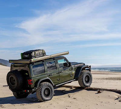 Фото дисков Black Rhino ABRAMS на Jeep Wrangler IV (JL)