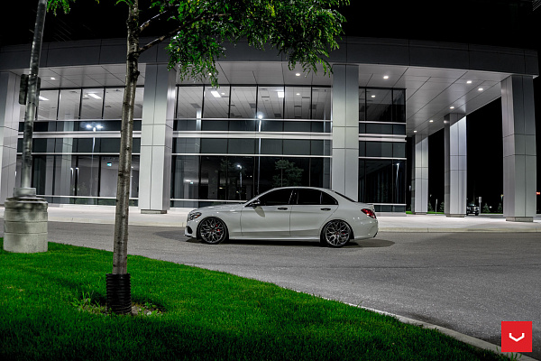Фото дисков Vossen HF-2 Сатиновый графит на Mercedes-Benz C-Class (W205)
