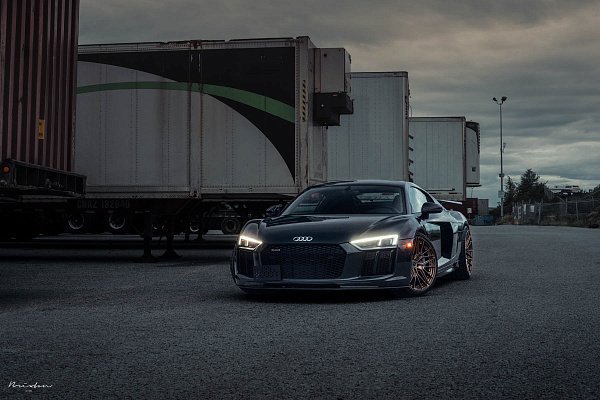 Фото дисков Brixton Forged VL4 Сатиновая бронза на Audi R8 (4S)