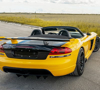 Фото дисков Strasse Wheels SV2-6 Deep Concave FS на Dodge Viper