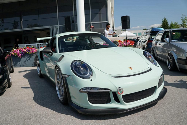 Фото дисков Brixton Forged TR08 Сатиновый лак на Porsche 911 VII